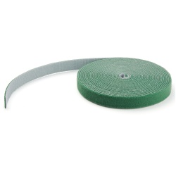 StarTech.com 25ft Hook and Loop Roll - Cut-to-Size Reusable Cable Ties - Bulk Industrial Wire Fastener Tape /Adjustable Fabric Wraps Green / Resuable Self Gripping Cable Management Straps