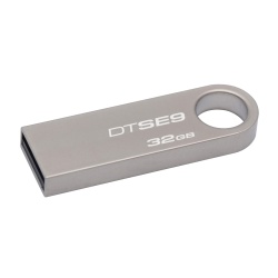 32GB Kingston Data Traveler USB2.0 Flash Drive - Beige