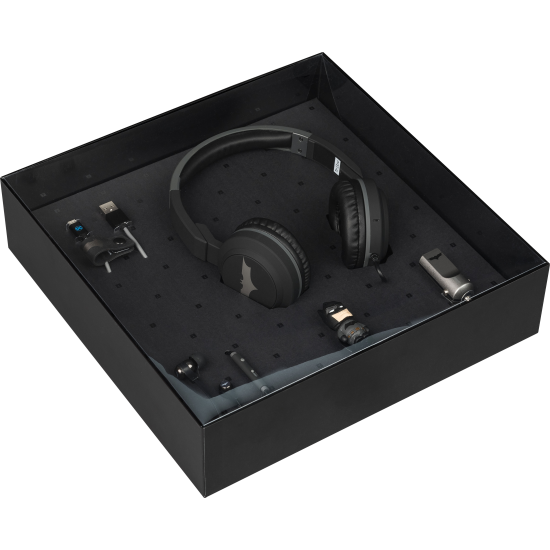 Batman Gift Set - Headphones, Earphones, 16GB USB Flash Drive, Cable & Car Charger Image