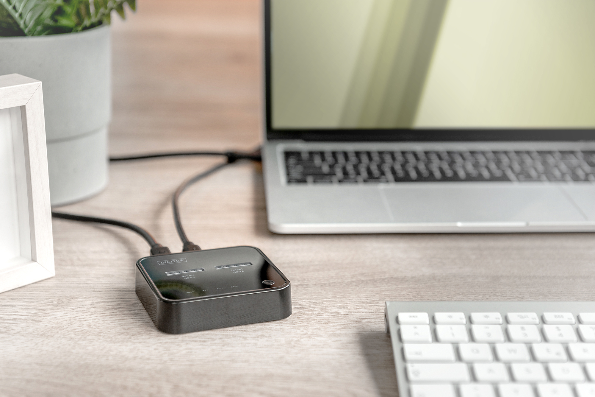 ICY BOX - HDD / SSD docking station - clone function - M.2 NVMe Card / SATA 6Gb/s - USB 3.2 (Gen 2 ICY BOX - HDD / SSD docking station - clone function - M.2 NVMe Card / SATA 6Gb/s - USB 3.2 (Gen 2