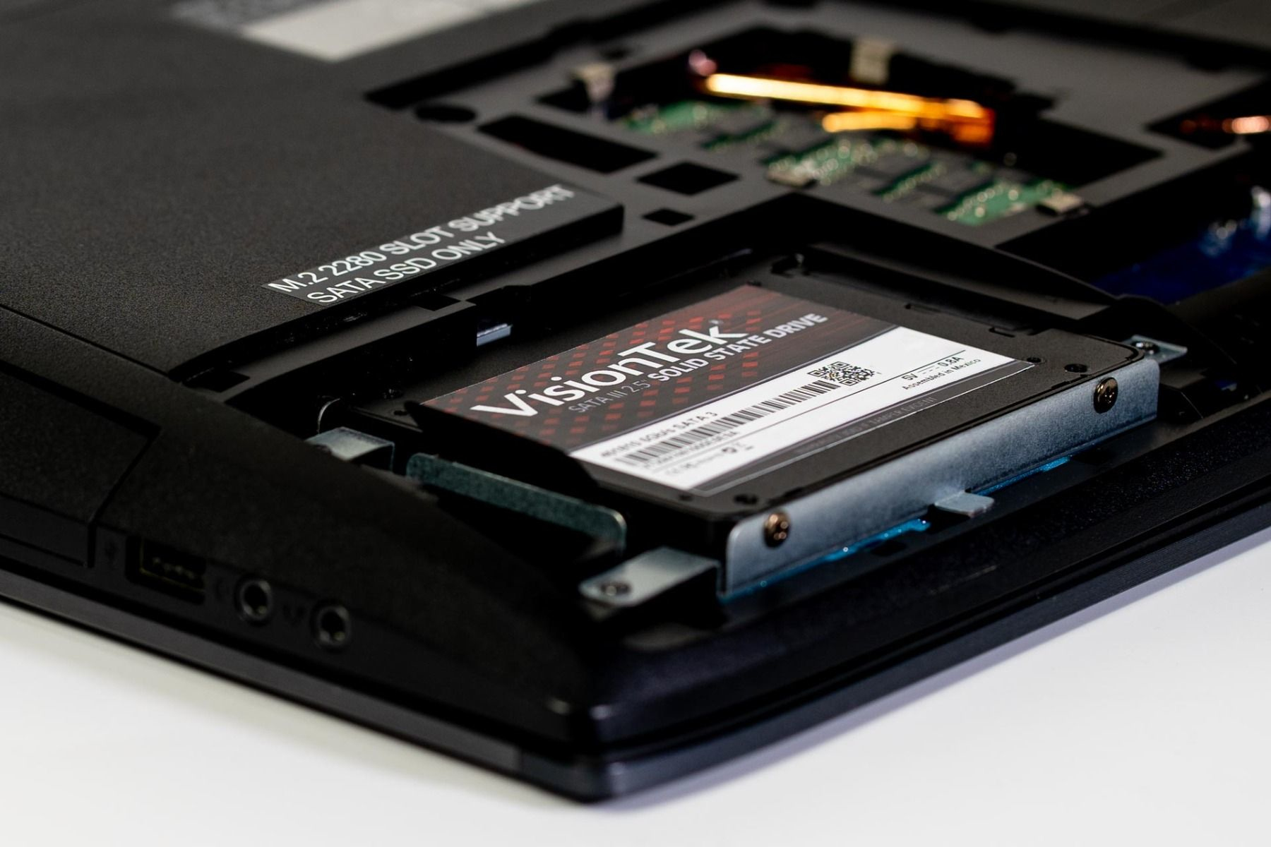 2TB VisionTek PRO ECS 2.5-Inch Serial ATA III 3D TLC NAND Internal ...