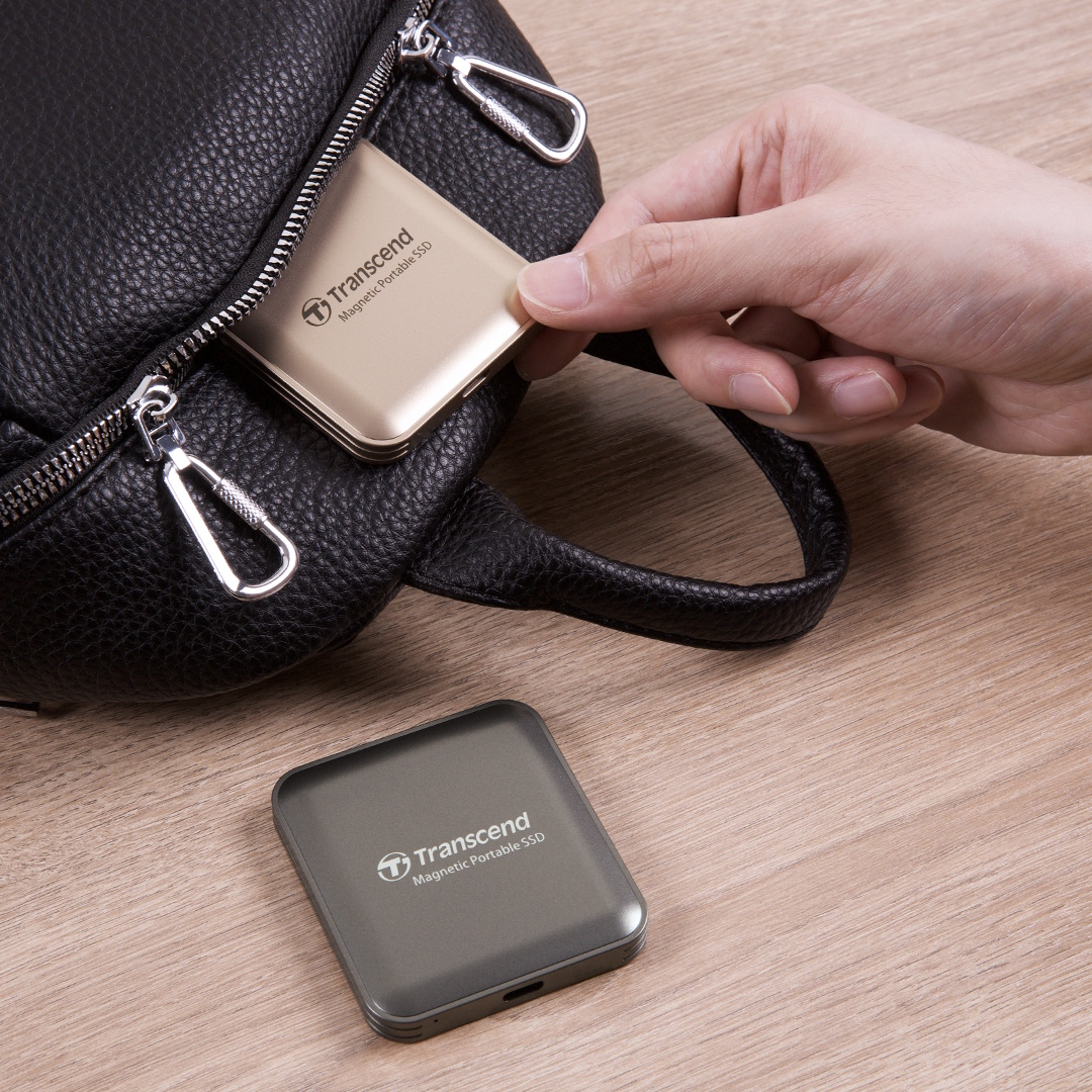 2TB Transcend ESD420 Portable Magnetic SSD USB 20Gbps Type-C Magsafe (Champagne Gold)